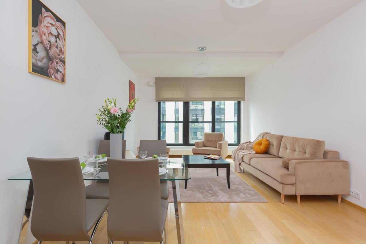 Dzielna Apartment Warsaw Wola By Noclegi Renters Esterno foto